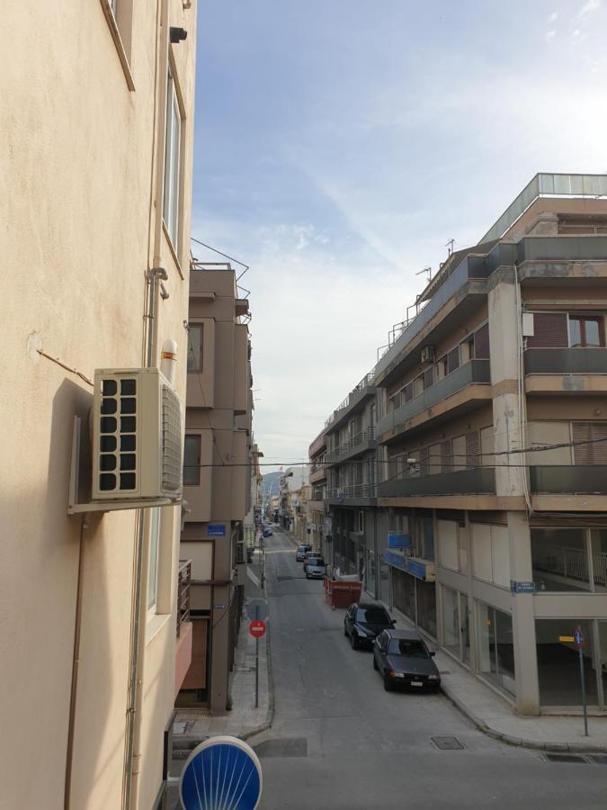 Central Studio Very Close To The Port Of فولوس المظهر الخارجي الصورة
